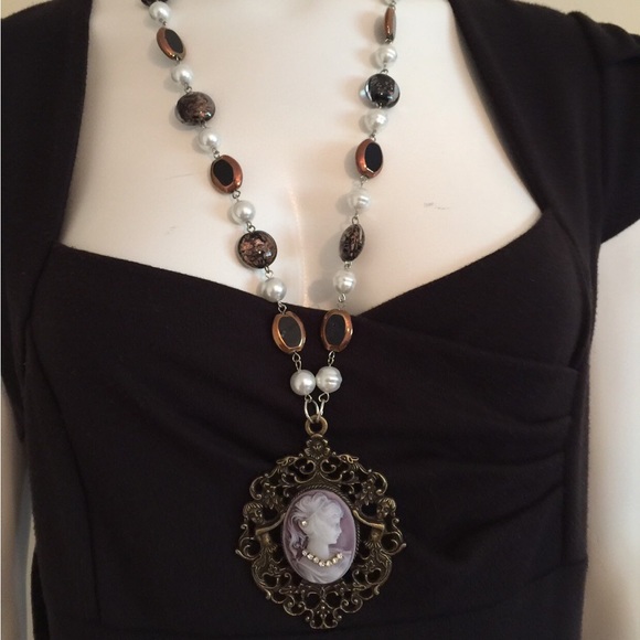 Mourano necklace with cameo (NEW) - Picture 1 of 6